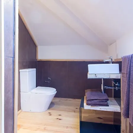 Feel At Oda ve Kahvaltı Ovar