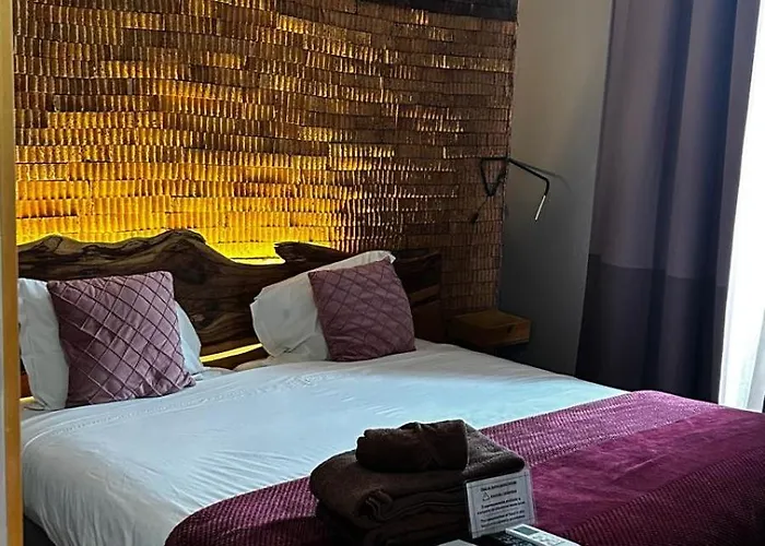 Feel At Bed & Breakfast