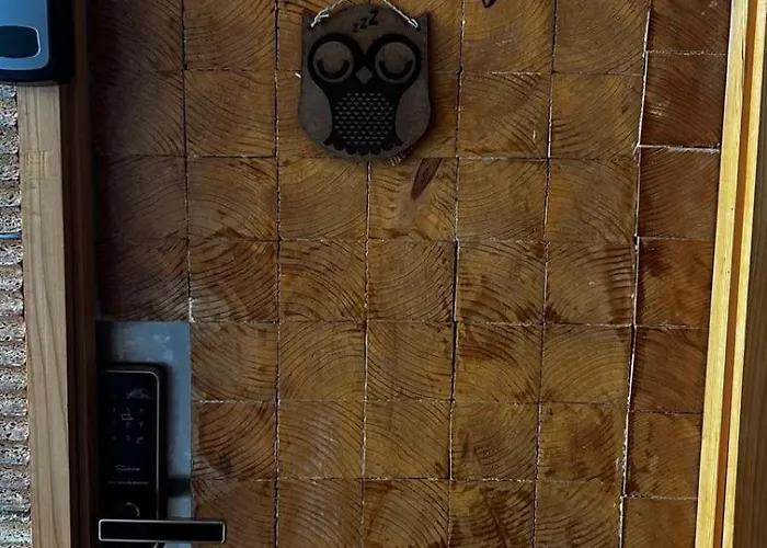 Feel At Bed & Breakfast 3*