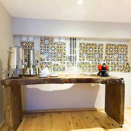 Feel At Nocleg ze śniadaniem